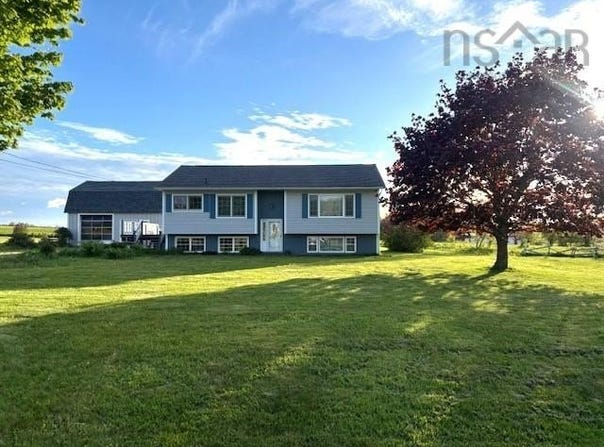 893 Thompson Road, Waterville, NS B0P 1V0