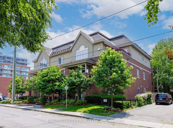 400 Mcleod Street 105, Ottawa Centre, ON K2P 1A6