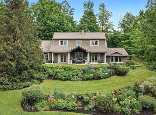 2451 Ch. de Georgeville, Magog, QC J1X 7V6