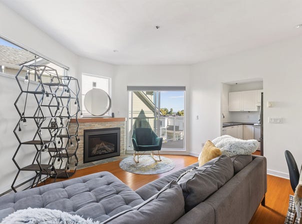 2713 E Kent Avenue North 22, Vancouver, BC V5S 3T9