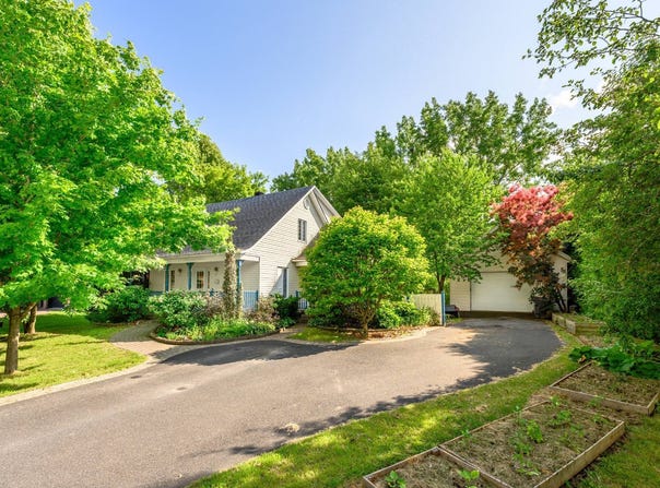 1296 Rue Jacques-De Chambly, Carignan, QC J3L 3P9