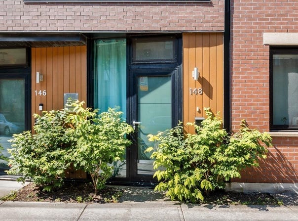 148 Rue St-Augustin, Montréal (Le Sud-Ouest), QC H4C 2N4