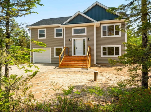64 Noonan Lake Lane, Simms Settlement, NS B0J 1T0
