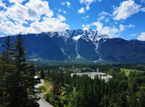 7505 Pebble Creek Drive, Pemberton, BC V0N 2L3