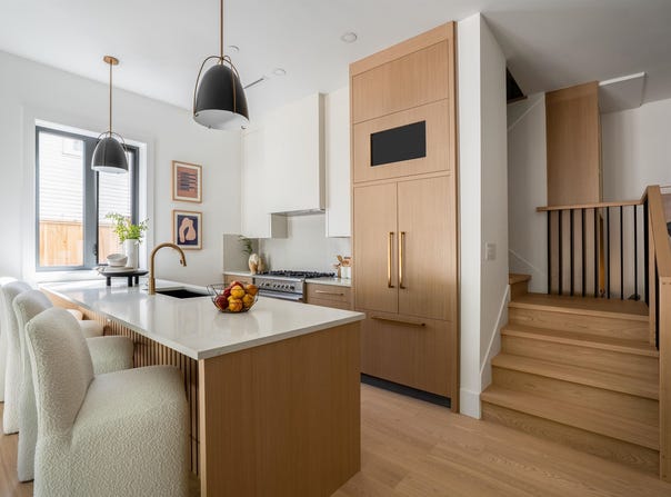 356 E 40th Avenue 1, Vancouver, BC V5W 1L9