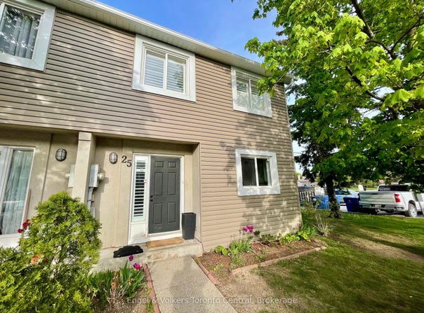 15 Watts Crescent 25, Collingwood, ON L9Y 4S6