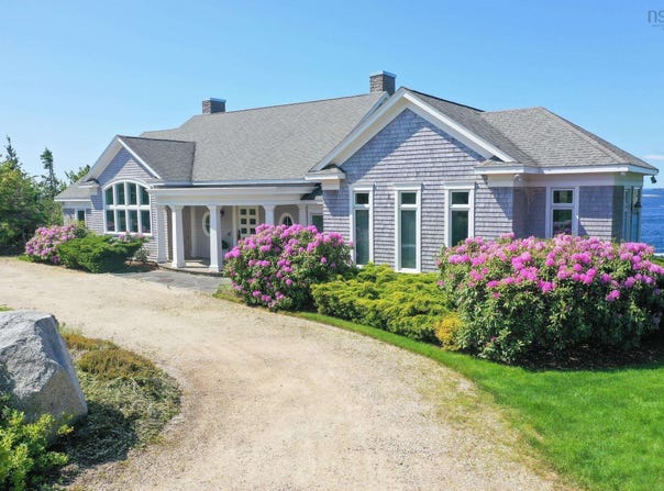 166 Ocean Gate Drive, Northwest Cove, NS B0J 1T0