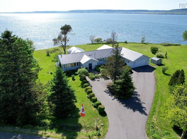 27 Twin Cove Road, Clementsport, NS B0S 1E0