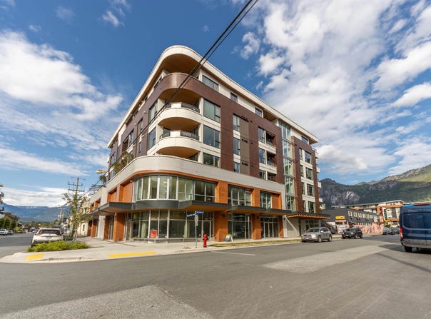 1365 Victoria Street 601, Squamish, BC V8B 0C3