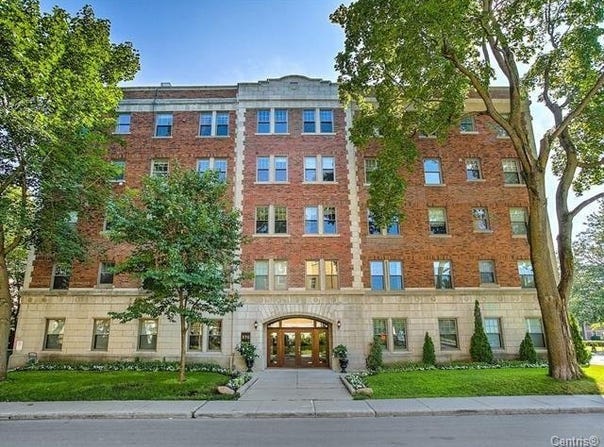 376 Av. Redfern 32, Westmount, QC H3Z 2G5