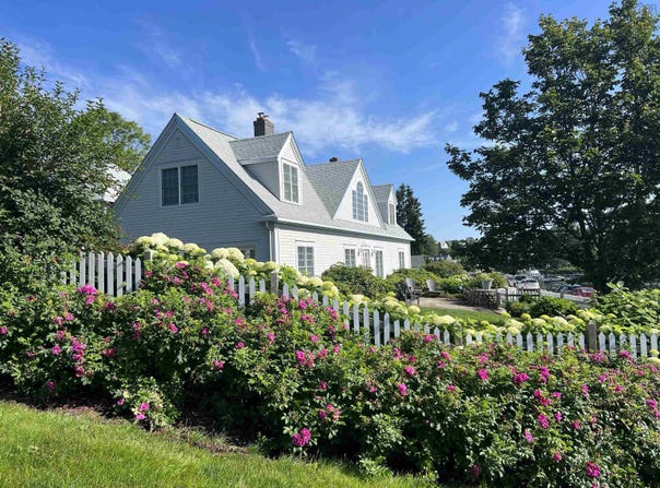 67 Water Street, Chester, NS B0J 1J0