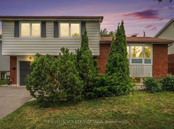 1841 Lorraine Avenue, Alta Vista and Area, ON K1H 6Z7