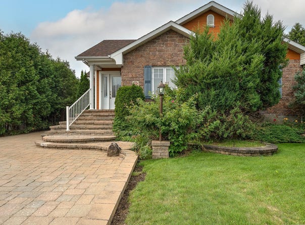9 Rue des Mélèzes, Saint-Philippe, QC J0L 2K0