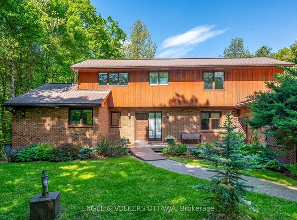 5468 TORBOLTON RIDGE Road, Constance Bay - Dunrobin - Kilmaurs - Woodlawn, ON K0A 3M0