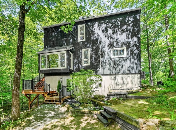 8 Rue de Sapporo, Cantley, QC J8V 3B2