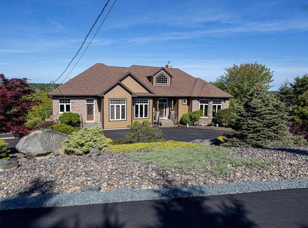 16 Joan Elizabeth Way, Porters Lake, NS B3E 1N9