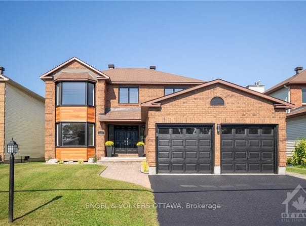 2177 LENESTER Avenue, McKellar Heights - Glabar Park and Area, ON K2A 4A9