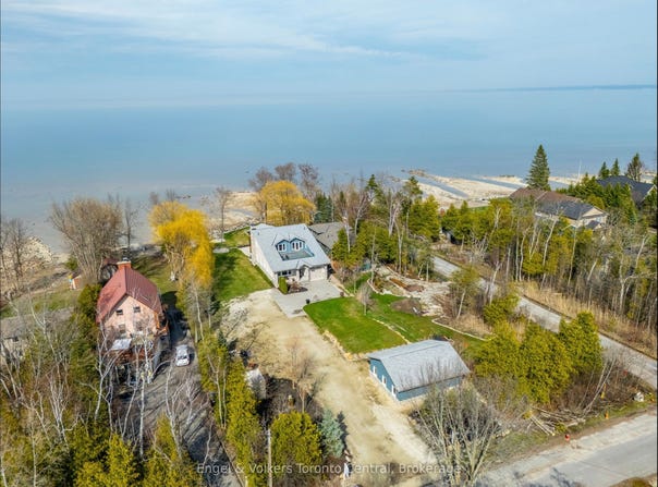 47 Glen Road, Collingwood, ON L9Y 0X2