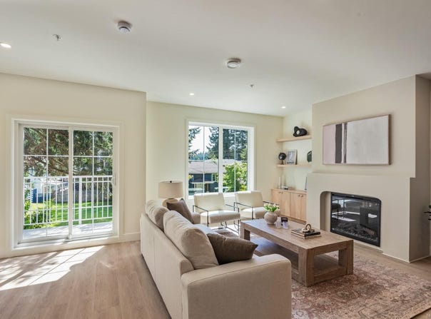 2770 Vantilburg Cres 8, Langford, BC V9B 3K4