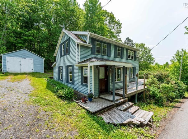 14 Cross Street, Bear River, NS B0S 1B0