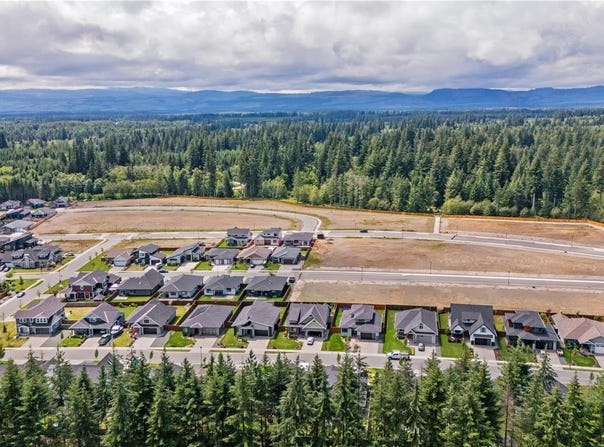 740 Salmonberry St, Campbell River, BC V9H 0G1