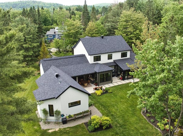 1547 Rue James-Guitet, Val-David, QC J0T 2N0