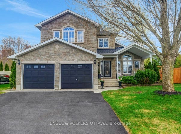 59 Frontenac Boulevard, Russell, ON K0A 1W0