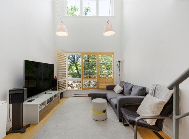 1175 Rue D'Argenson 301, Montréal (Le Sud-Ouest), QC H3K 1K1