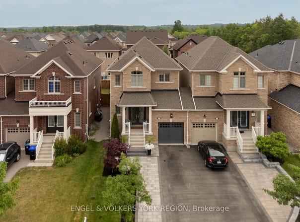 49 McGovern Street, New Tecumseth, ON L0G 1W0