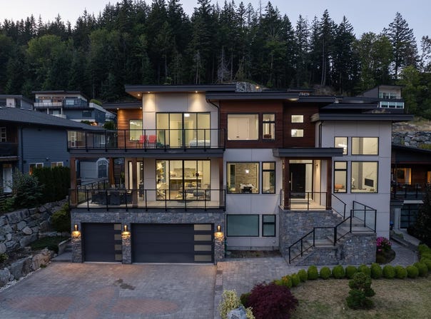 2213 Windsail Place, Squamish, BC V8B 0T6