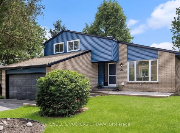 123 Tripp Crescent, Barrhaven, ON K2J 1M5