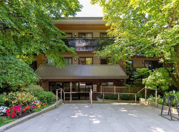 2416 W 3rd Avenue 307, Vancouver, BC V6K 1L8