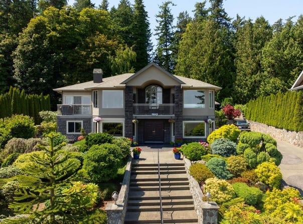 7012 Island View Pl, Central Saanich, BC V8M 2J6