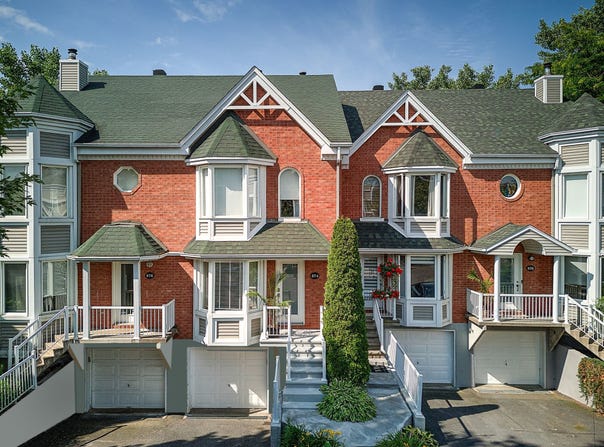874Z Av. d'Isère, Saint-Lambert, QC J4S 1Z1