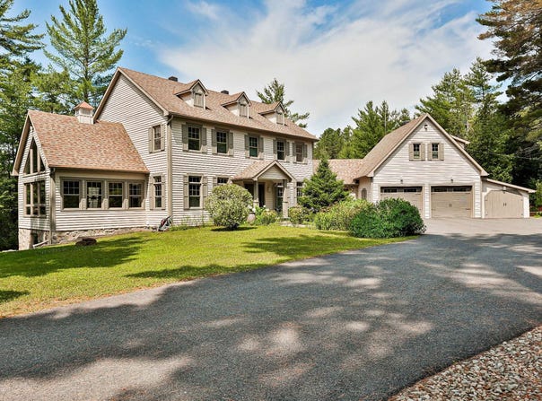 1810 Rue de la Forêt, Sainte-Adèle, QC J8B 3N1