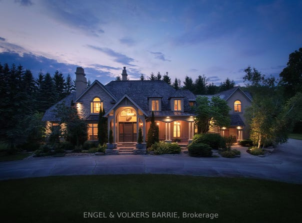 6 Midves Court, Springwater, ON L9X 0P3