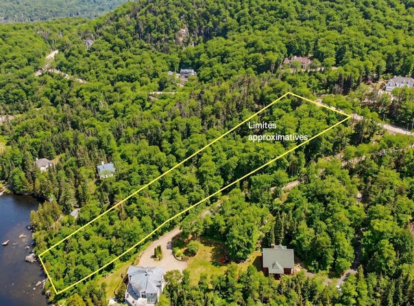Ch. de Chaumont, Saint-Adolphe-d'Howard, QC J0T 2B0