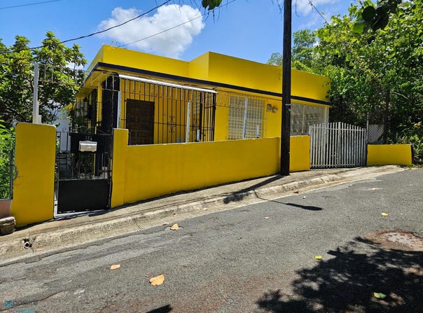 174 MANOLO FLORES BDA OBRERA, Fajardo, Fajardo, 00738