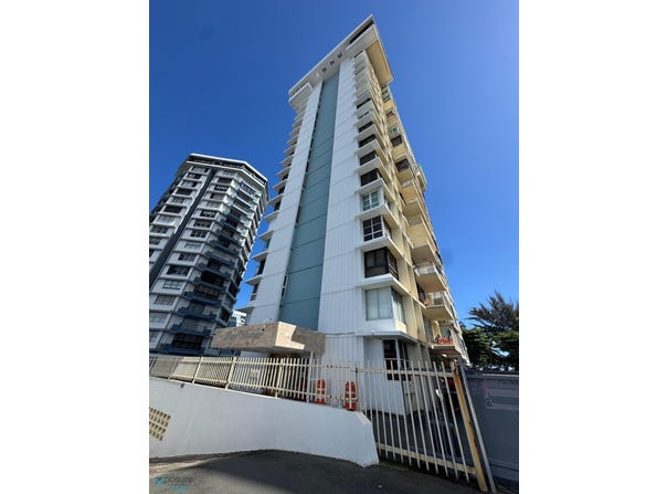 RD 37 ISLA VERDE AVE, Isla Verde, Carolina, 00979