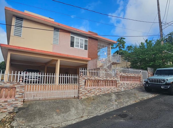 Algarrobo BETANCES, Algarrobo, Vega Baja, 00