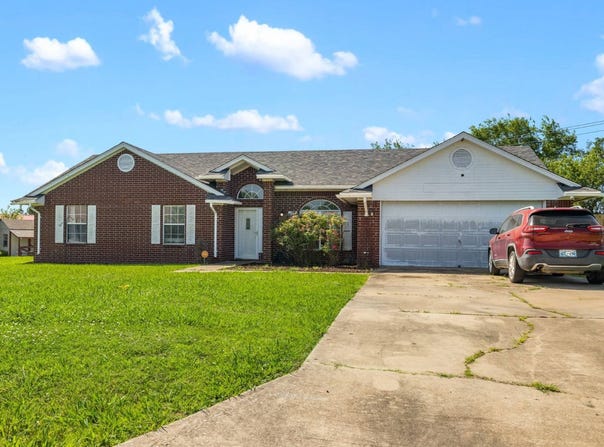 2606 Christy Circle, Durant, OK 74701