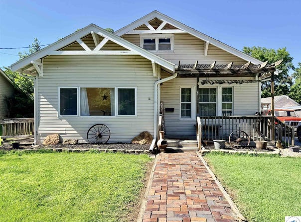 303 E Clinton Street, Clinton, MO 64735