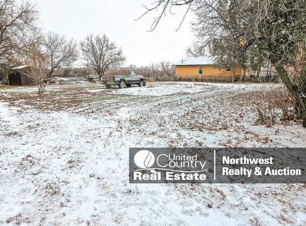 437  Ohio St, Hinsdale, MT 59241