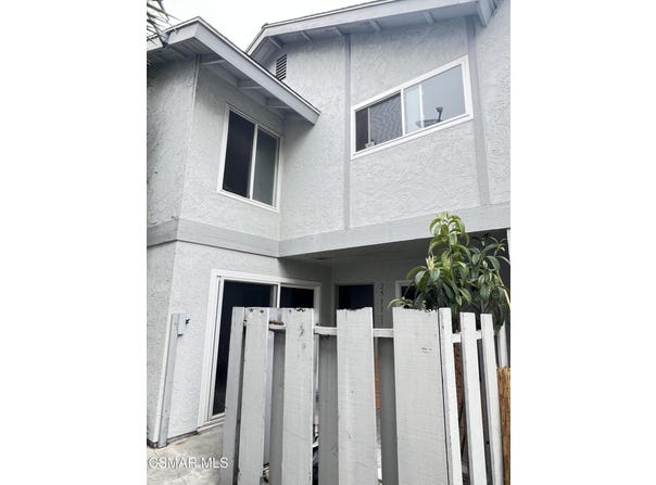 2511 E Harbor Boulevard, Ventura, CA 93001