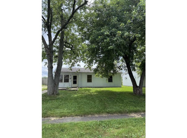 1809 W WENLOCK Drive, Marion, IN 46952