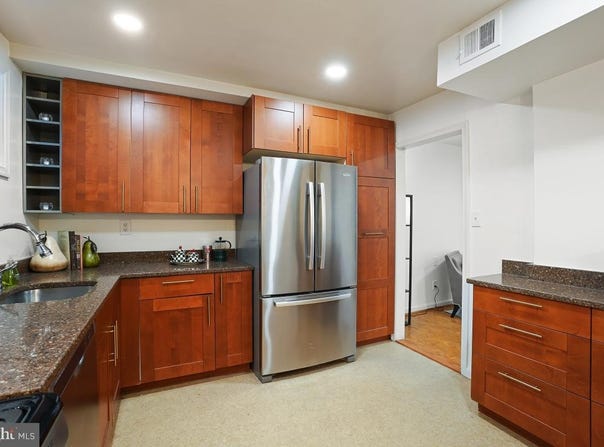 1935 LYTTONSVILLE RD #1935, SILVER SPRING, MD 20910