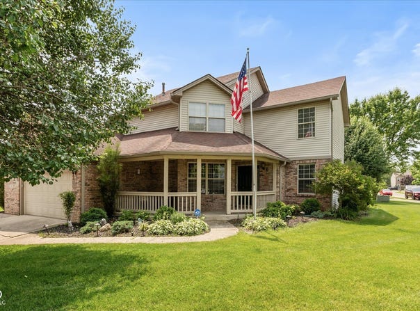 1159 Oak Leaf Road, Franklin, IN 46131