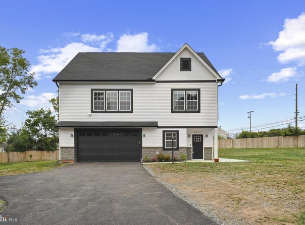 8321 MAPLEWOOD DRIVE, MANASSAS, VA 20111