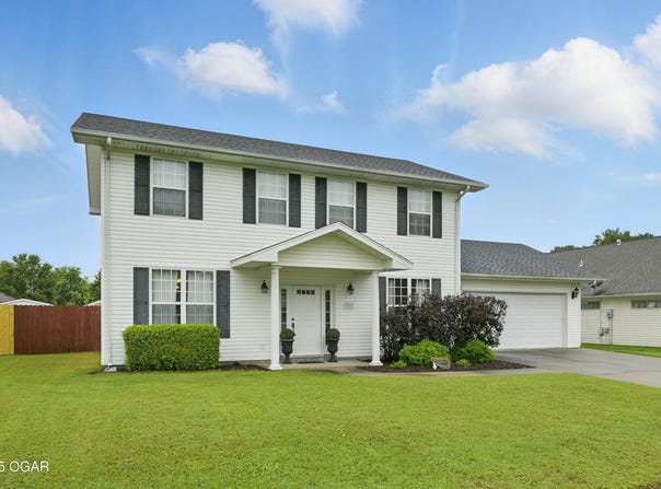1925 Sylvan Avenue, Neosho, MO 64850