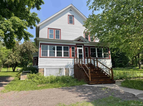 815 Roberts, Wakefield, MI 49968